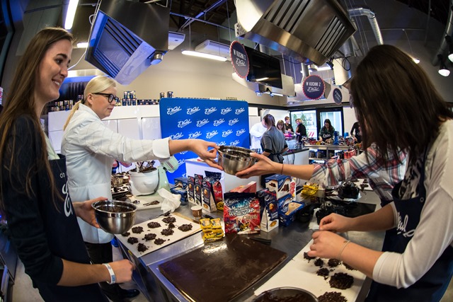 Warsztaty-świąteczne_4.12-14-1 Mikołajkowe warsztaty z E. Wedel