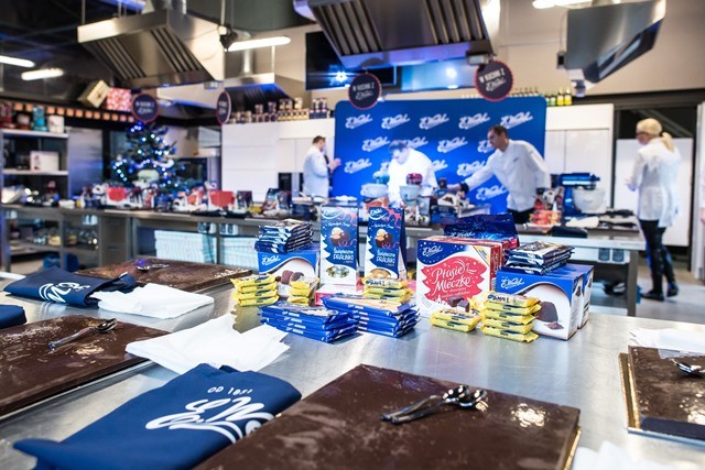 Warsztaty-świąteczne_4.12-95 Mikołajkowe warsztaty z E. Wedel